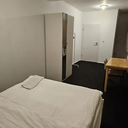 In Wuerzburgerstrasse *