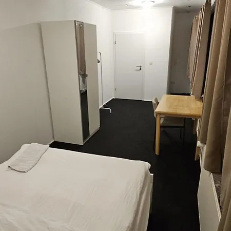 In Wuerzburgerstrasse *